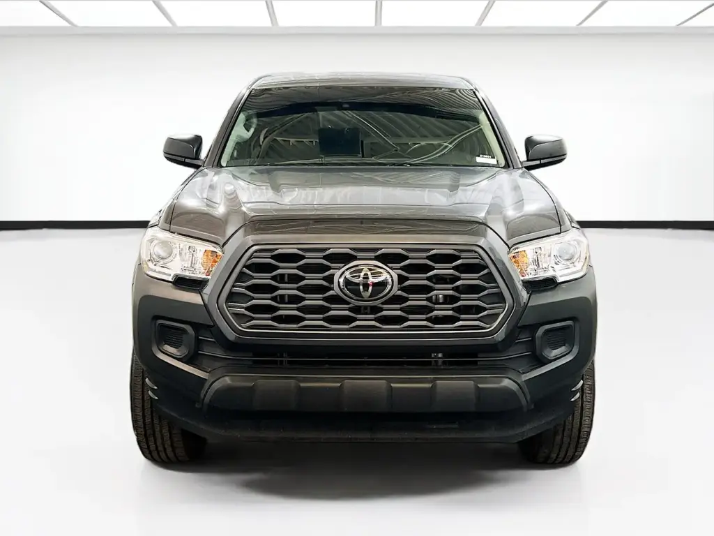 Toyota Tacoma 2023 4x4 SR 4dr Access Cab 6.1 ft LB