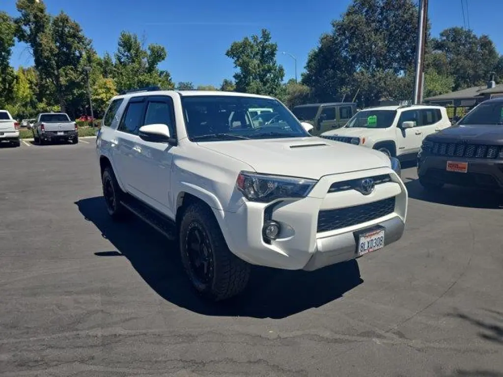 Toyota 4Runner 2019 4x4 SR5 Premium 4dr SUV