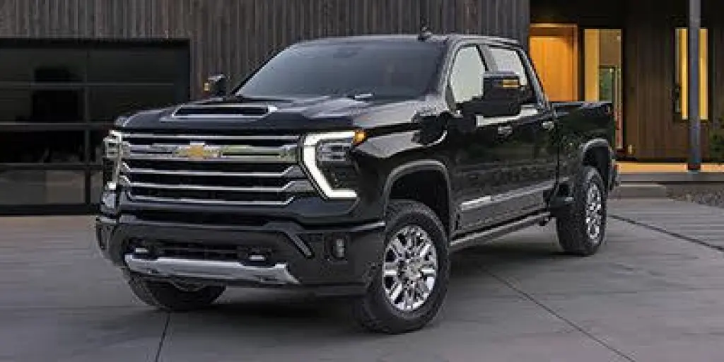 Chevrolet Silverado 2500HD 2024 4x4 Custom 4 puertas Crew Cab SB