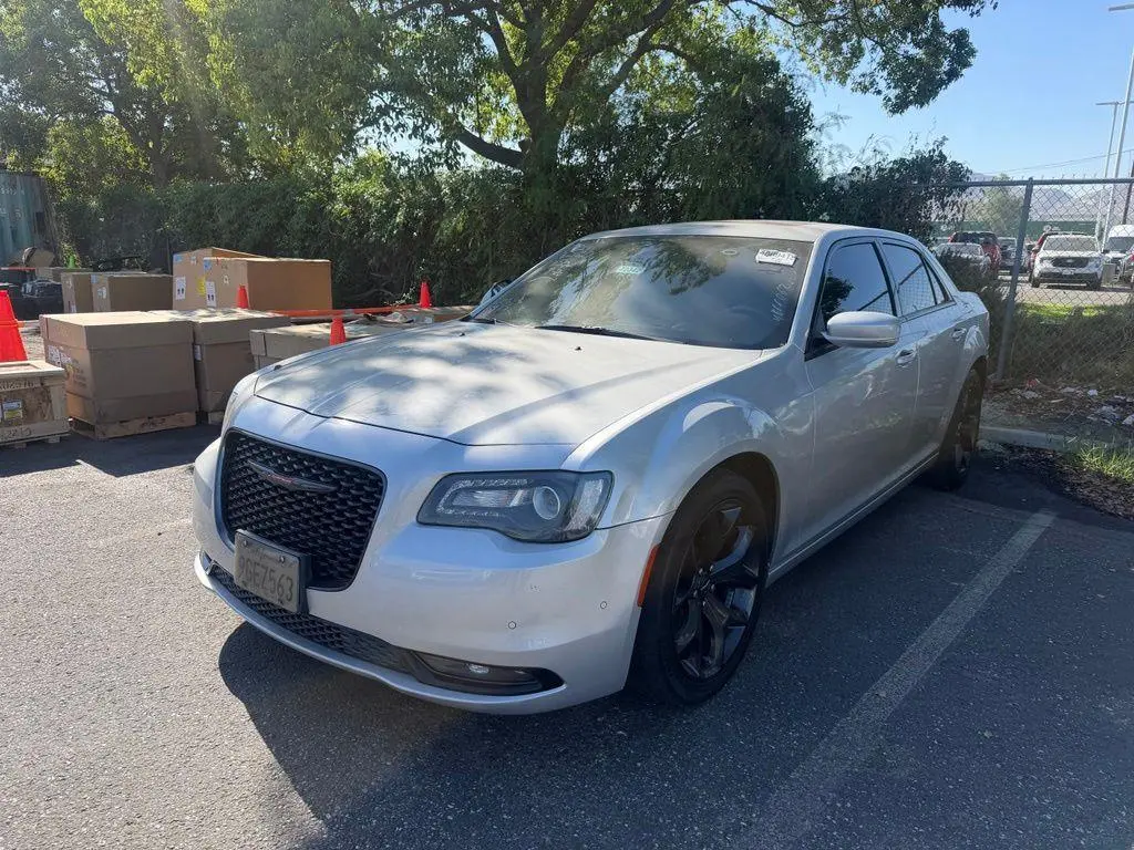 Chrysler 300 2021 S V6 4dr Sedán