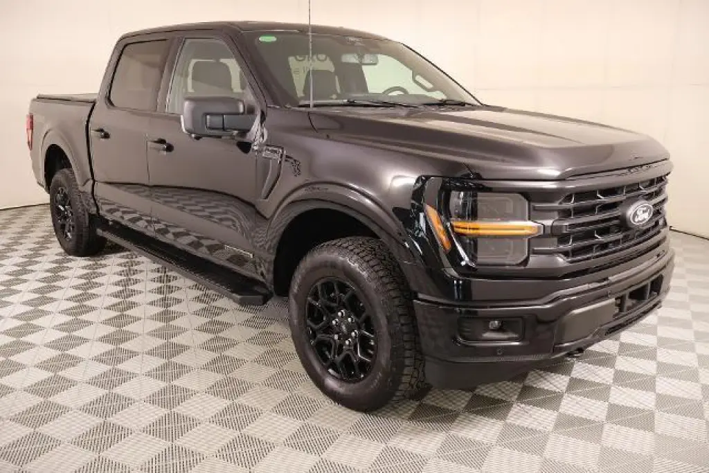 Ford F-150 2024 4x4 XLT 4dr SuperCrew 5.5 ft. SB