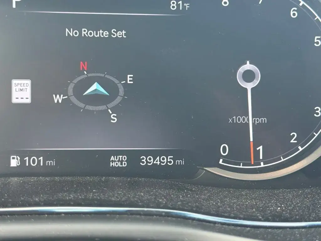Genesis GV70 2025 AWD 2.5T Standard 4dr SUV