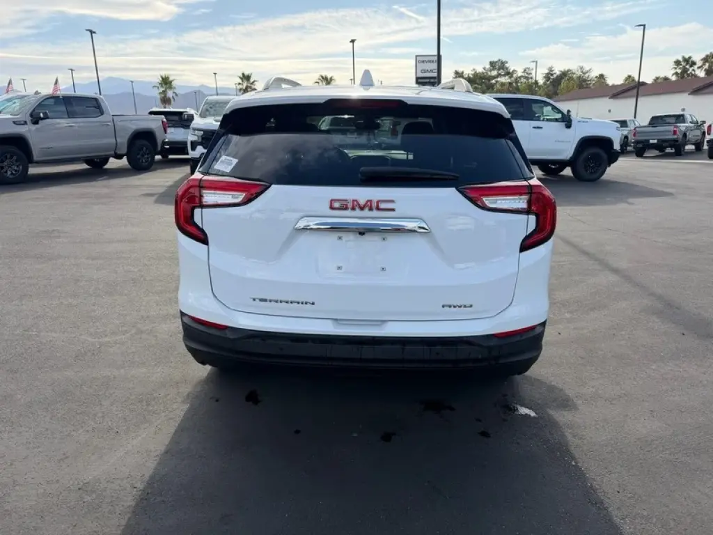 2023 GMC Terrain