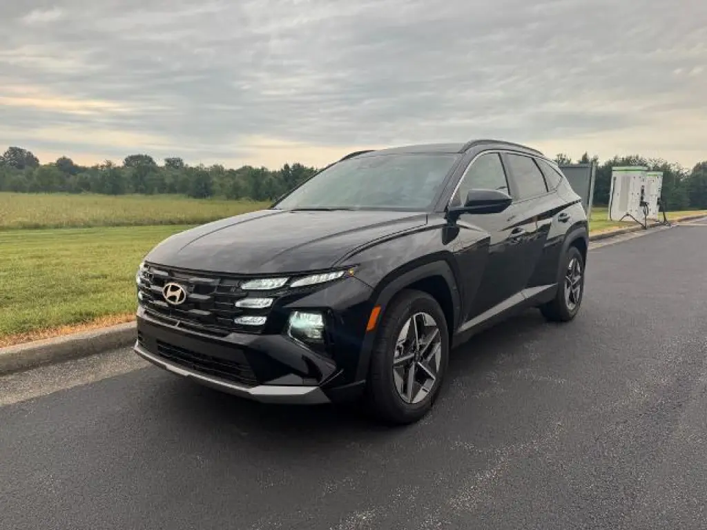Hyundai TUCSON 2025 SEL 4dr SUV