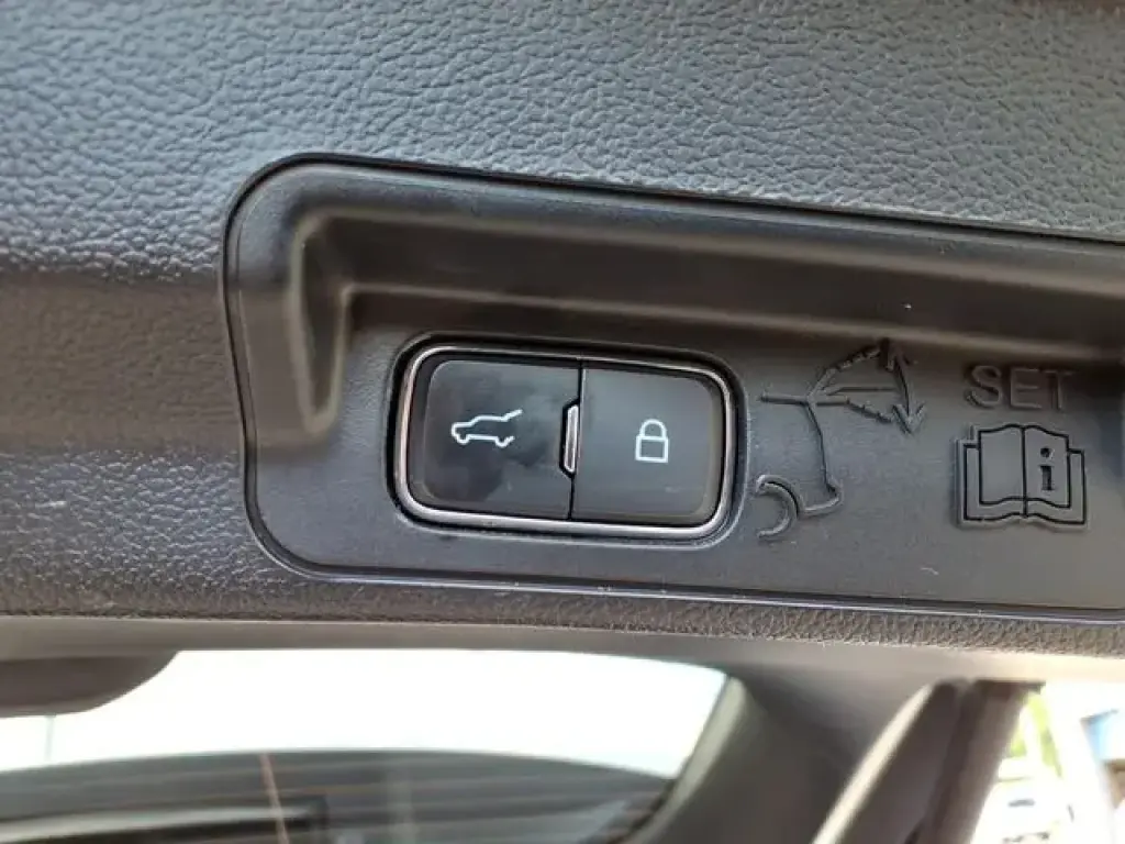 Ford Explorer 2024 AWD XLT 4dr SUV