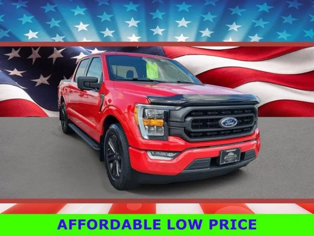 Ford F-150 2022 4x2 XLT 4dr SuperCrew Caja de 5.5 pies