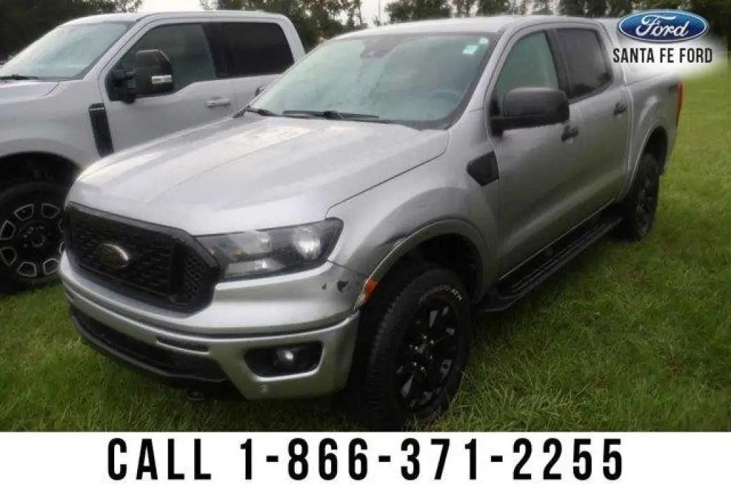 Ford Ranger 2023 4x2 XLT 4 puertas SuperCrew caja corta de 5.1 pies