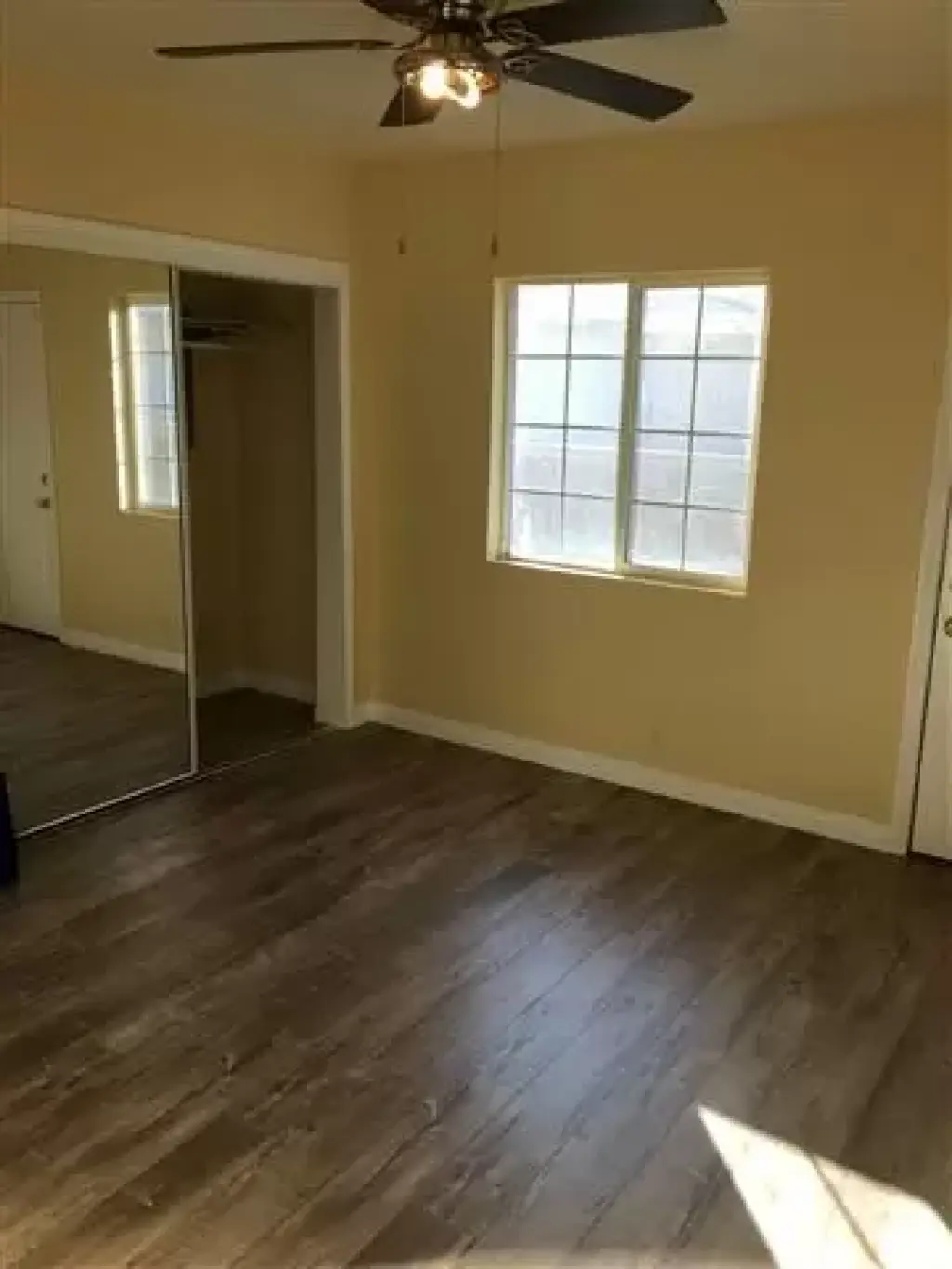 VENTANAS Y PUERTAS ECONÓMICAS