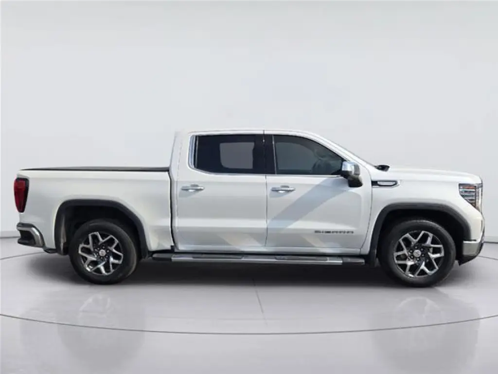 GMC Sierra 1500 2024 4x2 SLT 4dr Crew Cab 5.8 ft. SB