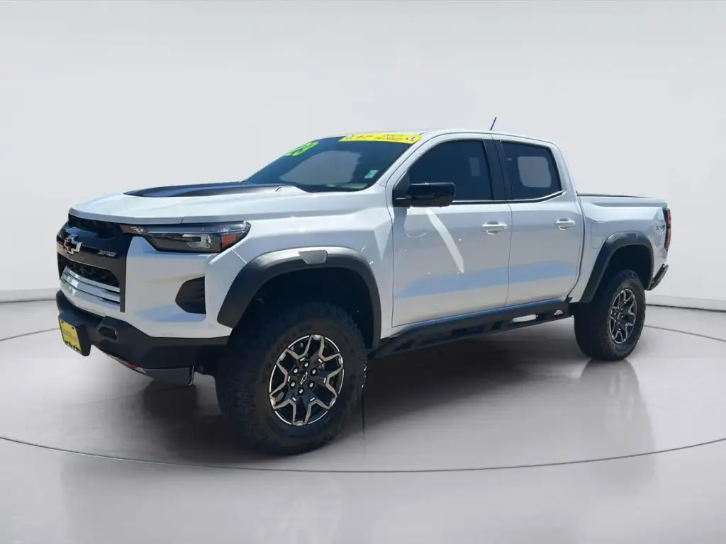 Chevrolet Colorado 2023 4x4 ZR2 4dr Crew Cab 5 ft. SB