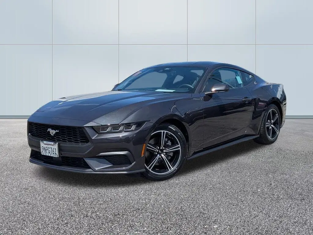 Ford Mustang 2024 EcoBoost 2dr Fastback