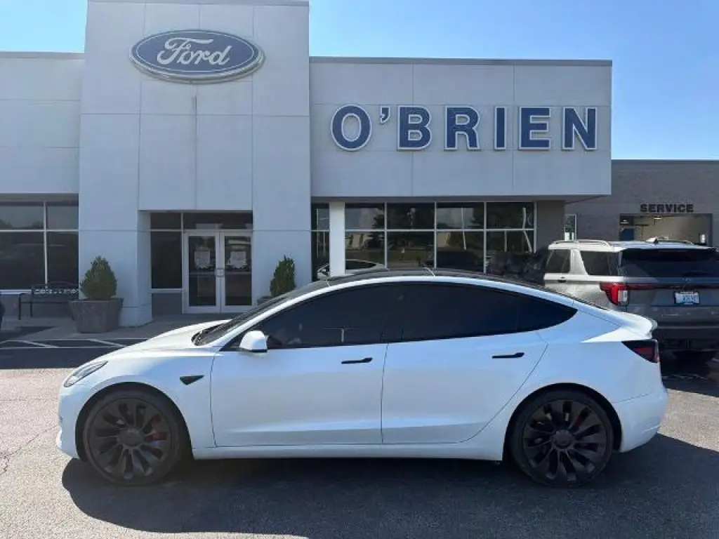 Tesla Model 3 2022 AWD Sedán de 4 puertas de rendimiento