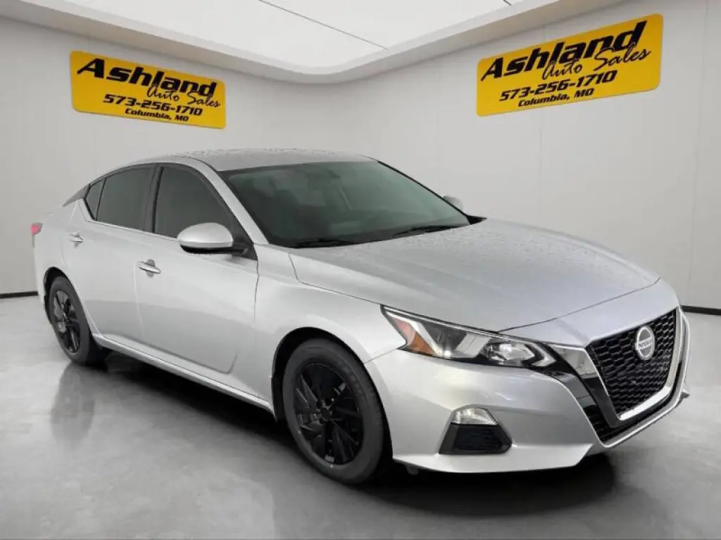 Nissan Altima 2020