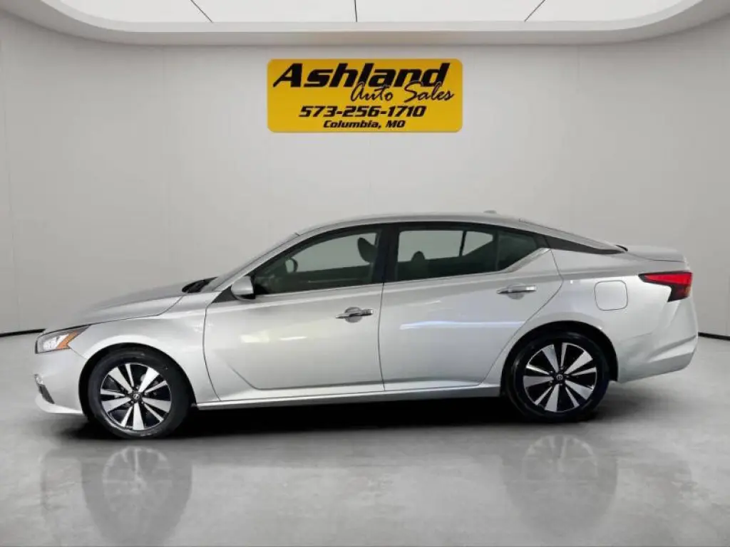 Nissan Altima 2021