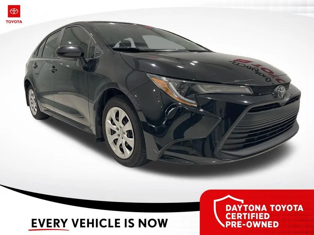 Toyota Corolla 2025 LE Sedán 4 puertas