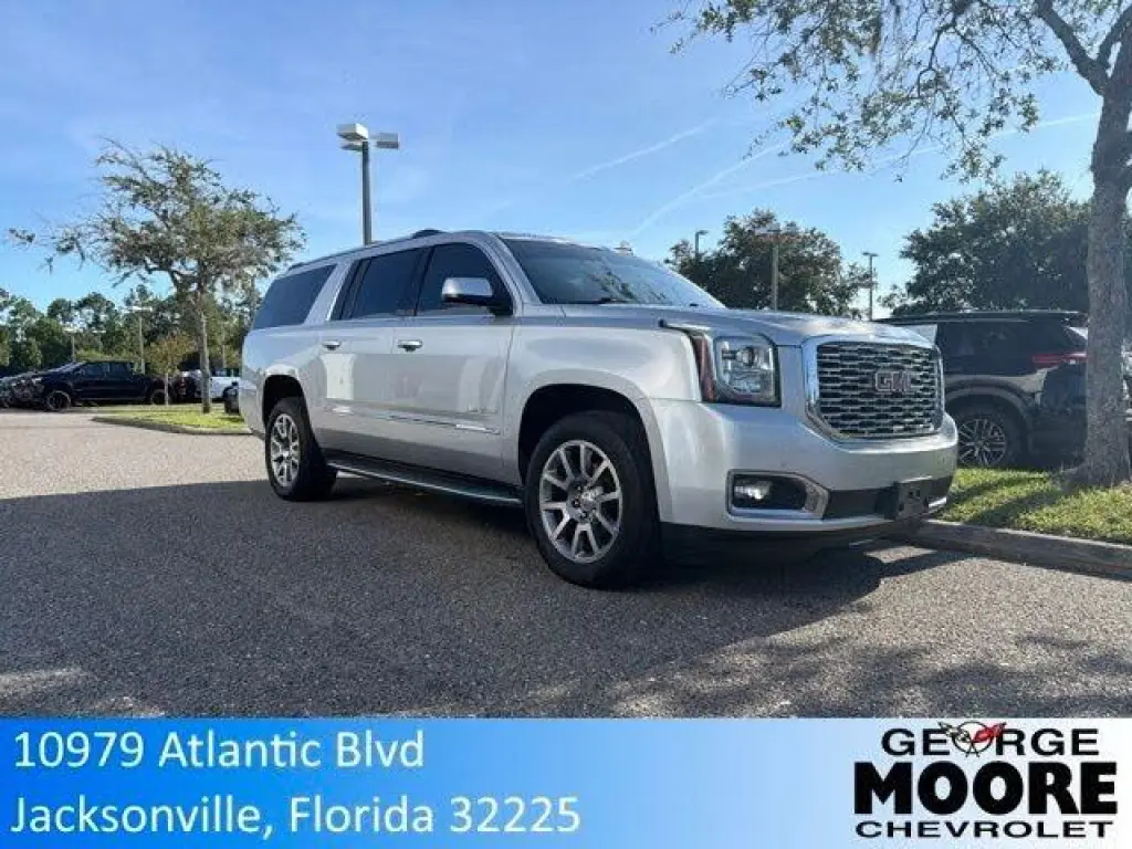 GMC Yukon XL 2020 4x4 Denali SUV de 4 puertas