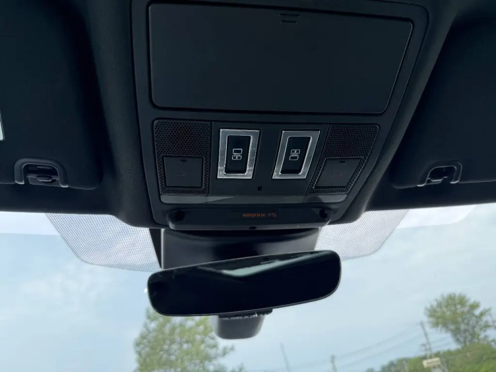 Land Rover Discovery 2019