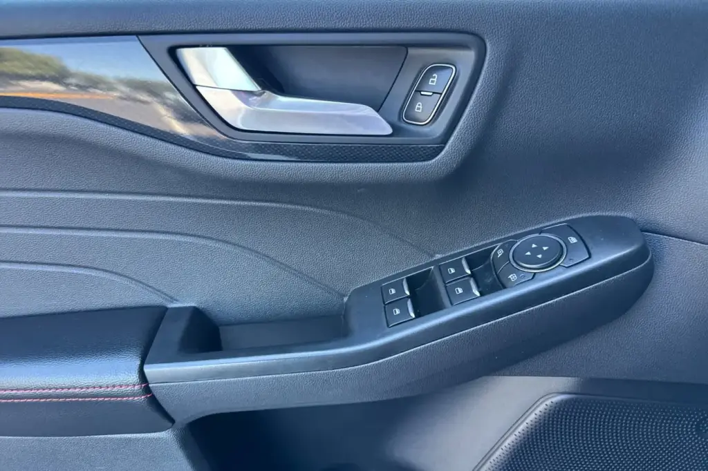 Ford Escape 2025 ST-Line 4dr SUV