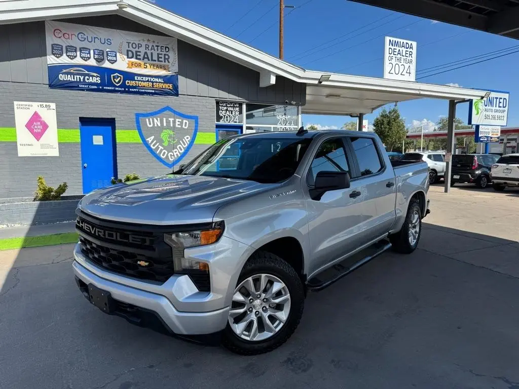2022 Chevrolet Silverado 1500 4WD Crew Cab 147" Custom
