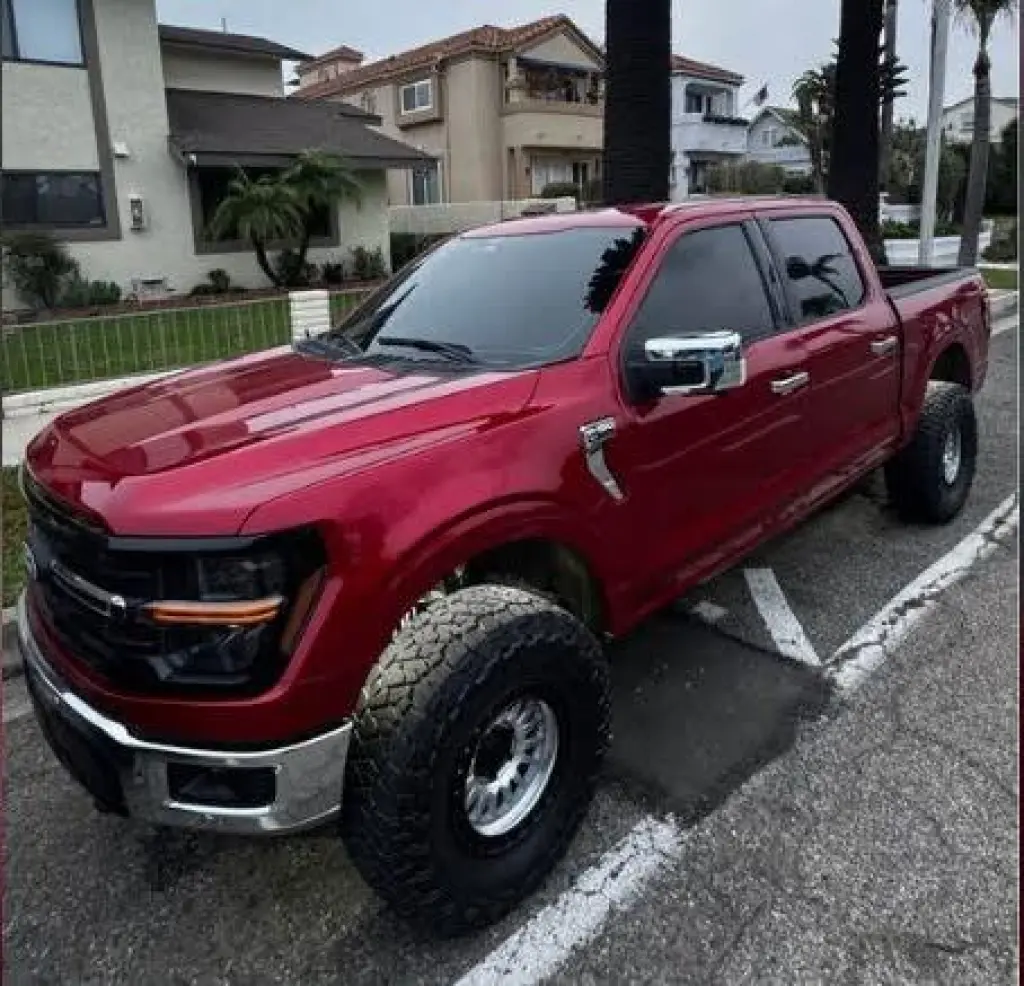 Ford F-150 2024 4x4 XLT 4dr SuperCrew 5.5 ft. SB