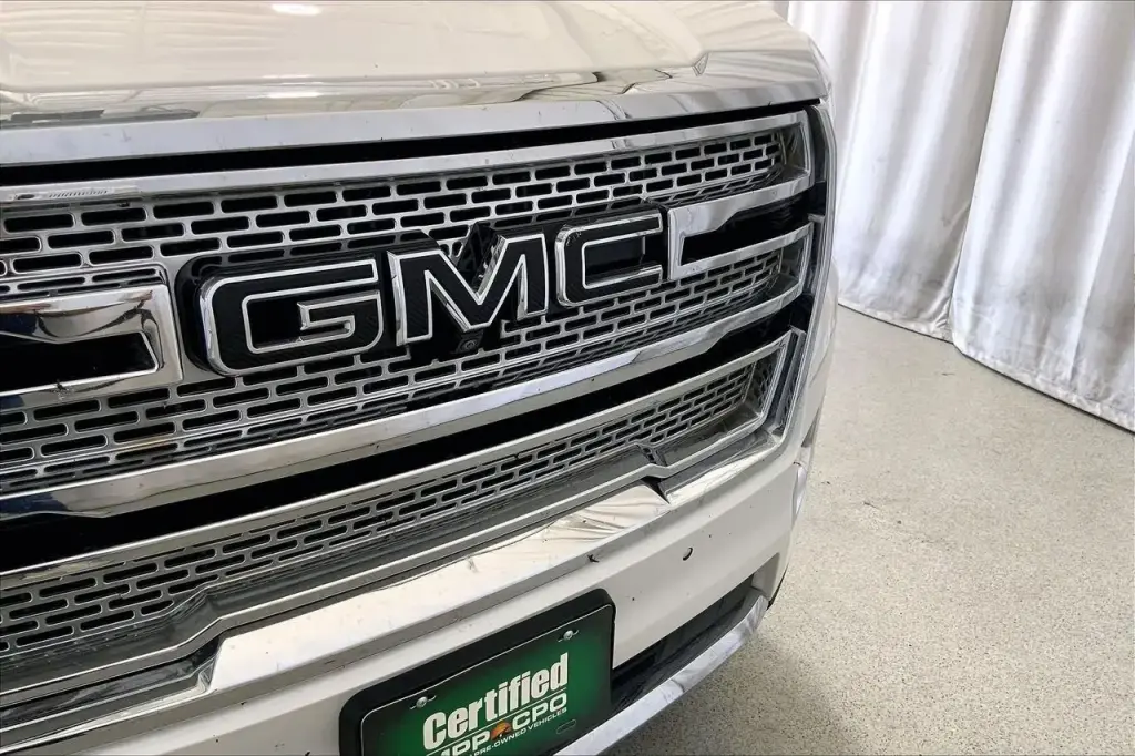GMC Yukon 2023 4x2 SLT 4dr SUV