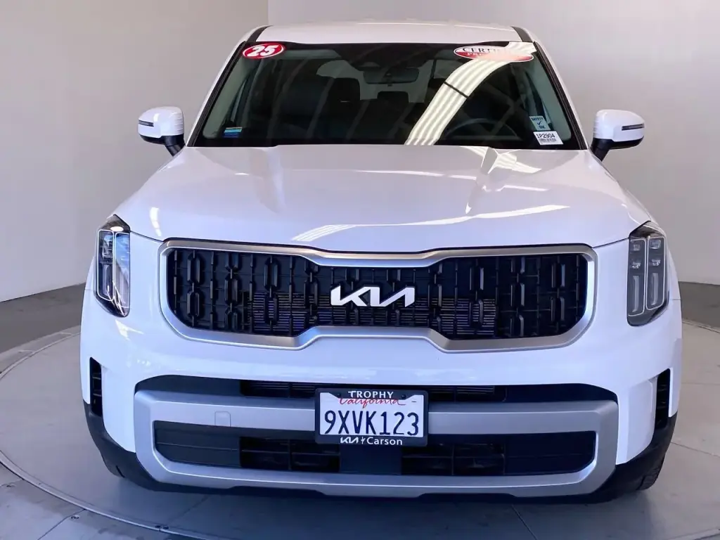 Kia Telluride 2025 LX 4dr SUV