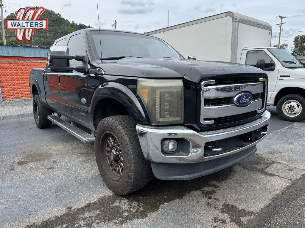 Ford F-350 Super Duty 2016 4x4 Lariat 4dr Crew Cab 8 ft. LB SRW Pickup