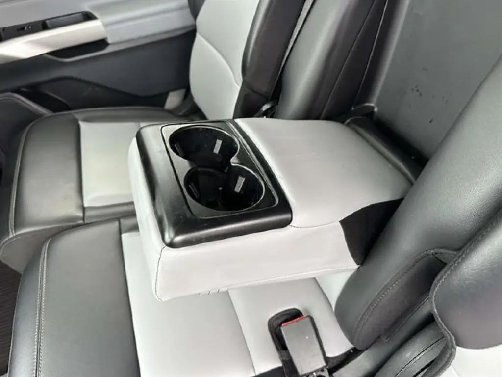 Ford Explorer 2023 AWD XLT 4dr SUV