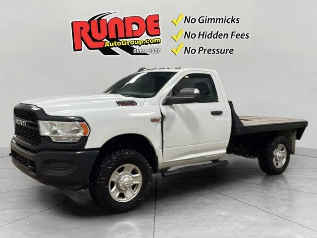 Ram 3500 2022 4x4 Tradesman 2dr Regular Cab 143.5 in. WB SRW Chassis