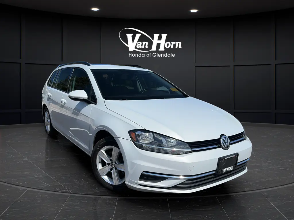 2018 Volkswagen Golf SportWagen
