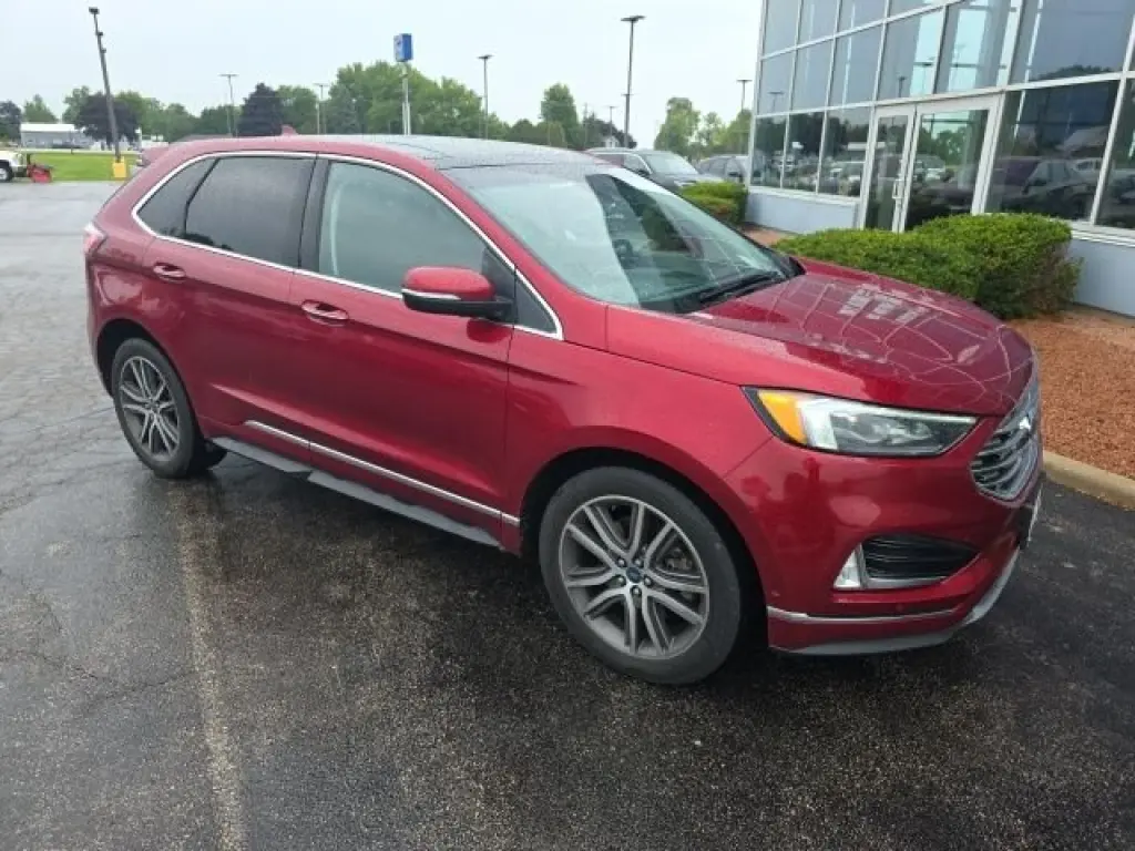 2019 Ford Edge