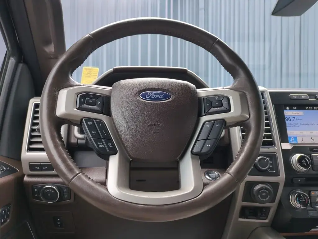 Ford F-150 2017 4x4 King Ranch 4dr SuperCrew 5.5 ft. SB