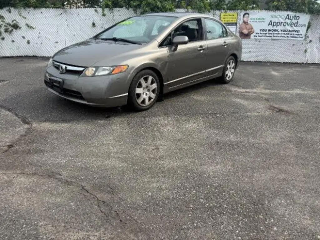 Honda Civic 2008 LX 4dr Sedán 5A