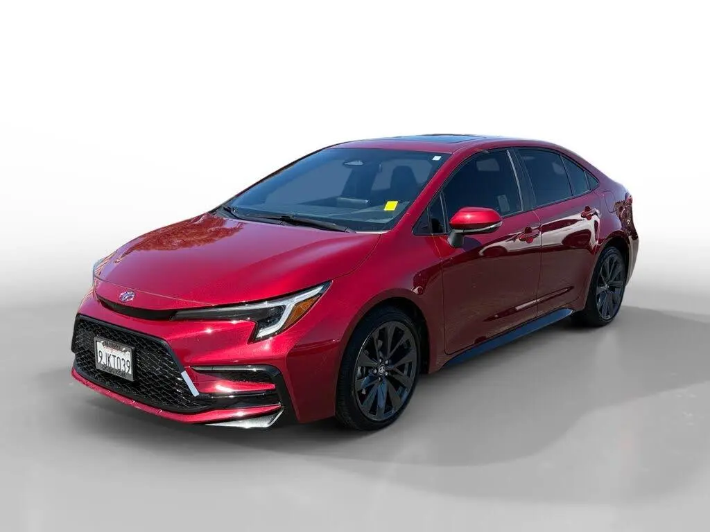 Toyota Corolla 2024 SE Sedán de 4 puertas