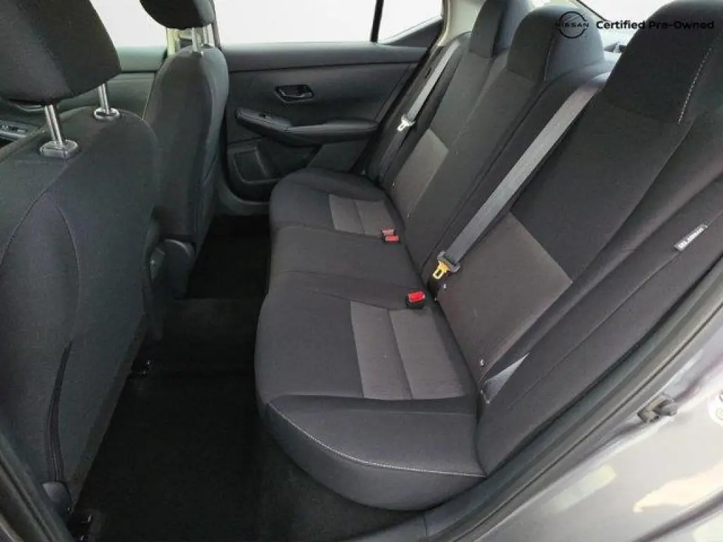 Nissan Sentra 2024 SV Sedán de 4 puertas
