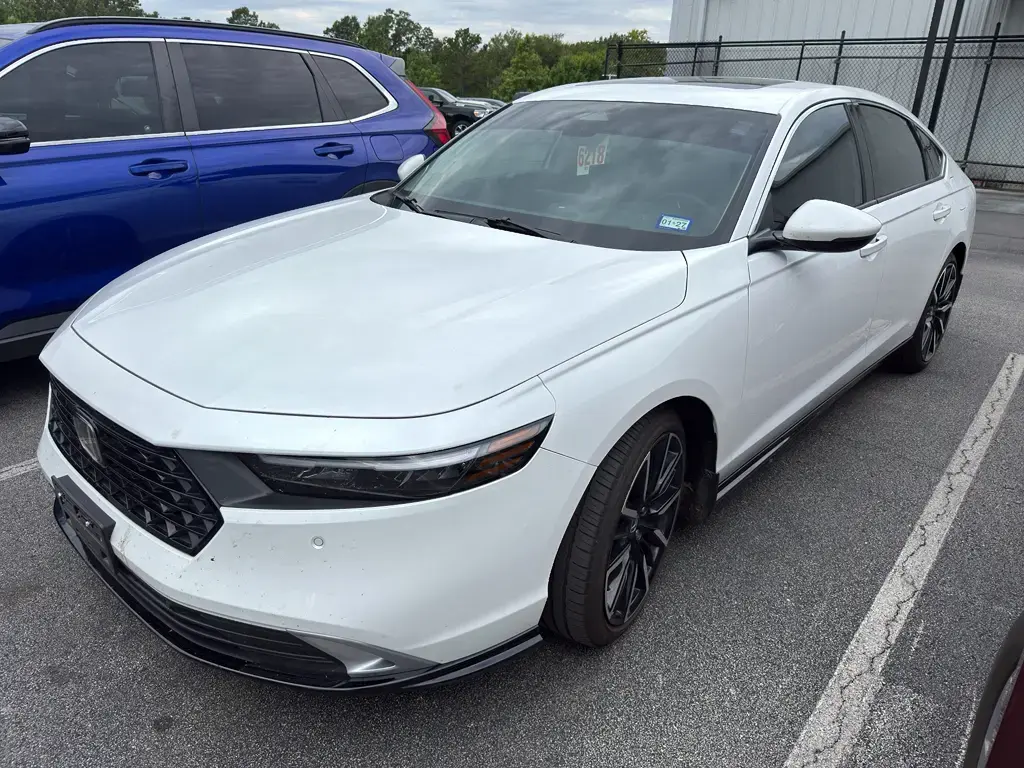 Honda Accord Hybrid 2025 Touring 4dr Sedán