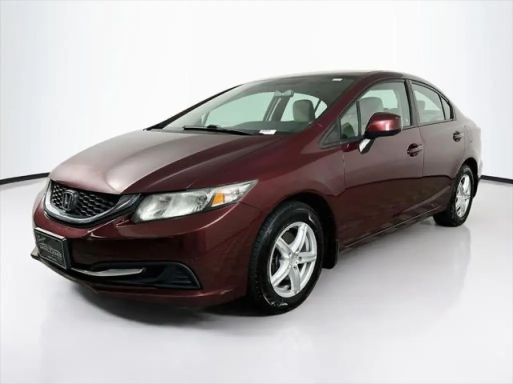 Honda Civic 2013 LX, sedán de 4 puertas, 5A