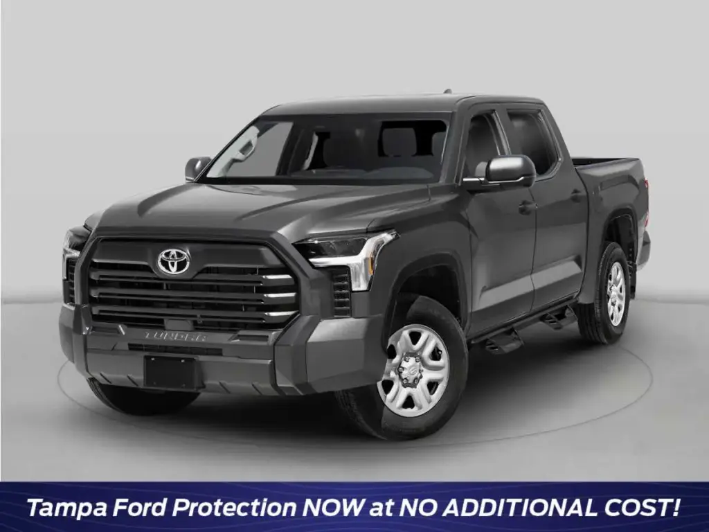 Toyota Tundra 2024 4x4 SR5 4dr CrewMax Cab Camioneta SB