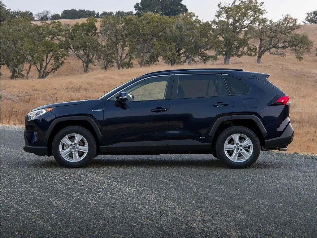 Toyota RAV4 Hybrid 2021 AWD XLE SUV de 4 puertas