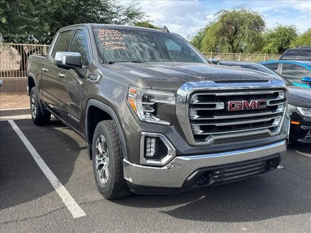 GMC Sierra 1500 2019 4x4 SLT 4dr Crew Cab 5.8 ft. SB