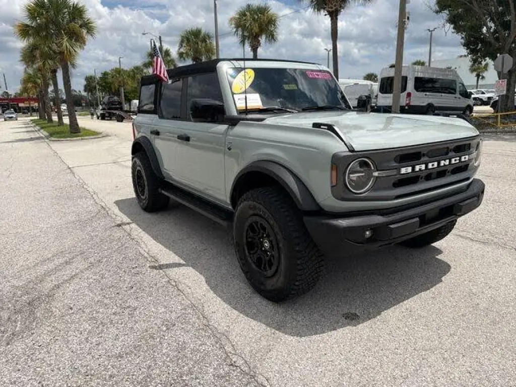 Ford Bronco 2022 4x4 Big Bend 4dr SUV