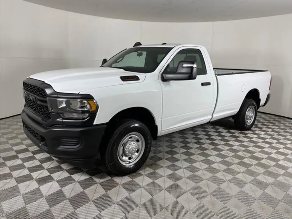 Ram 2500 2023 4x4 Tradesman 4dr Crew Cab 6.3 ft. SB Pickup