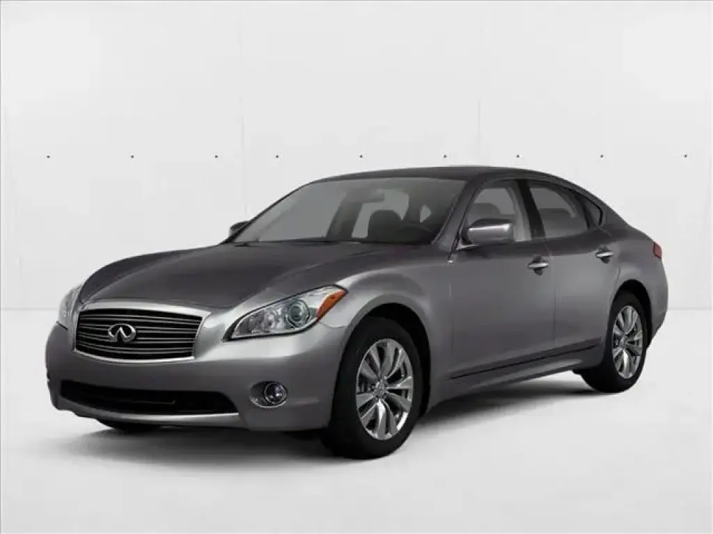 INFINITI M37 2011 4dr Sedán