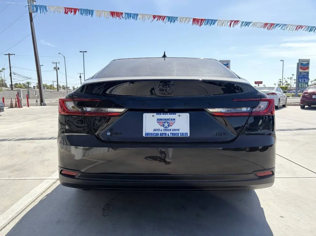 Toyota Camry 2025