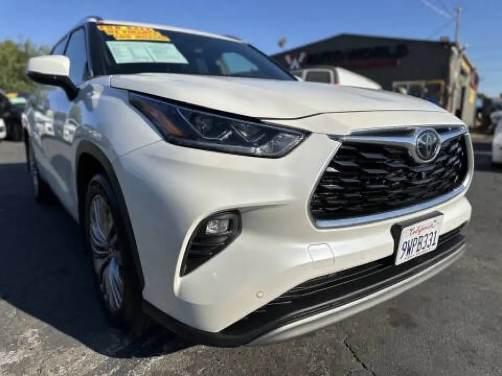 Toyota Highlander 2021