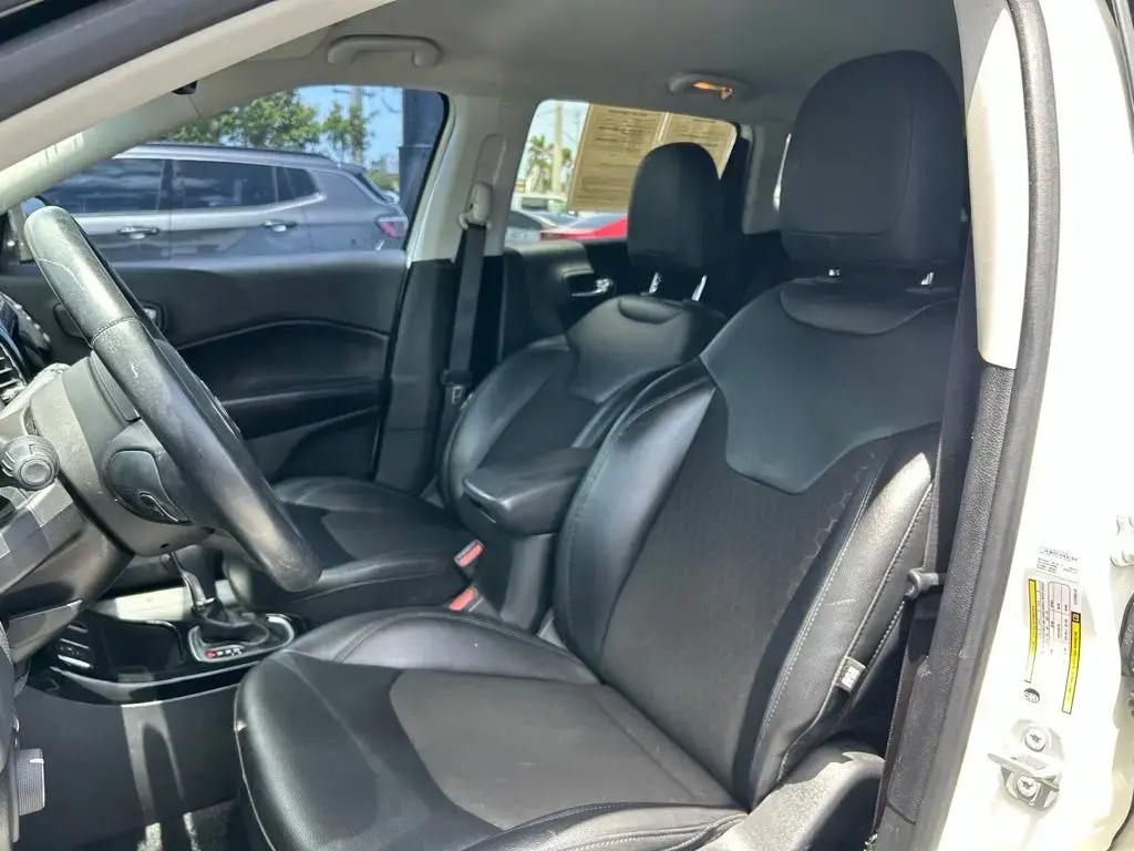 Jeep Compass 2020 Latitude 4dr SUV