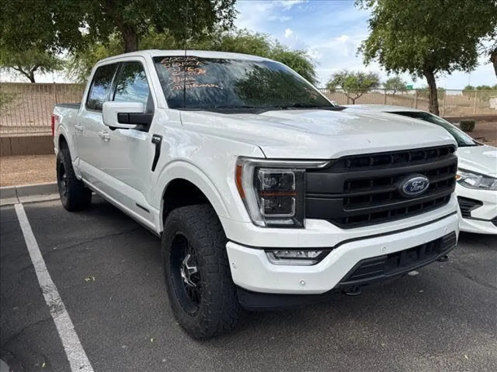 Ford F-150 2022 4x4 Lariat 4dr SuperCrew 6.5 ft. SB
