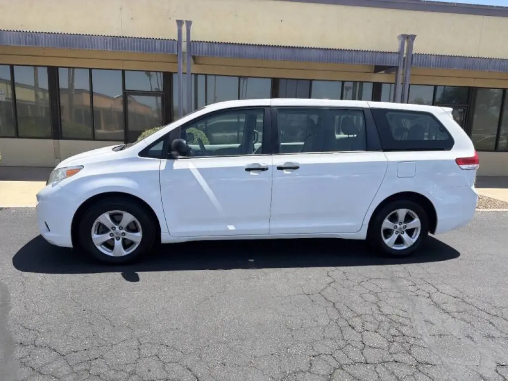 Toyota Sienna 2014