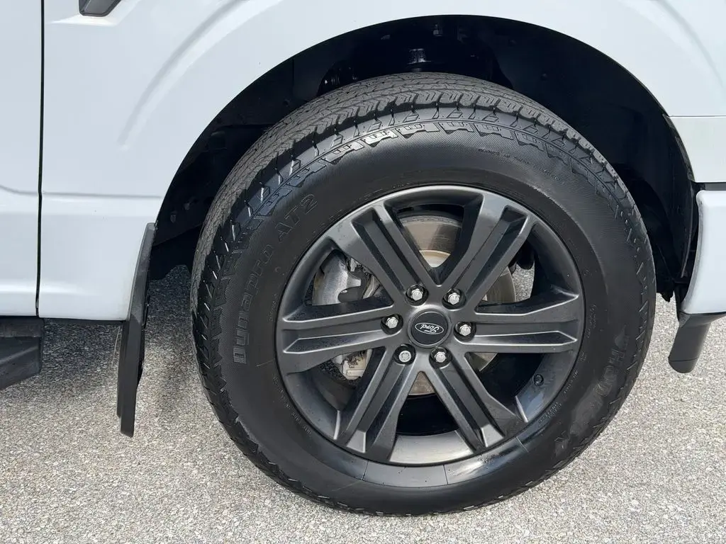 Ford F-150 2022 4x4 XL 4p SuperCrew 5.5 ft. SB