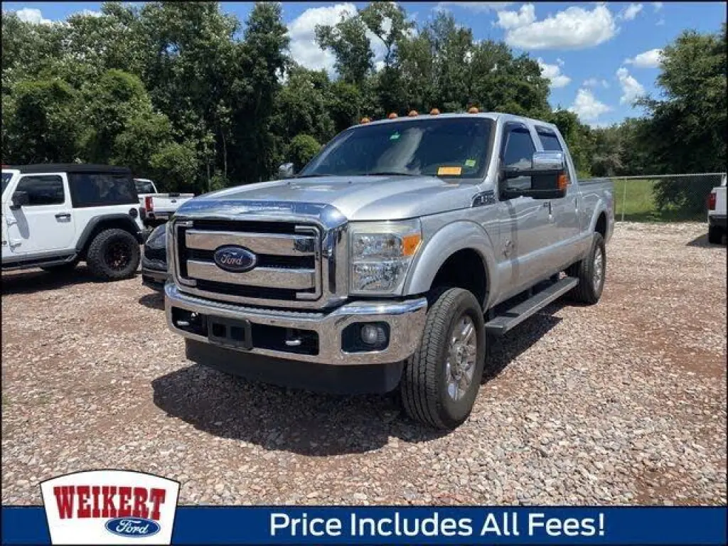 Ford F-350 Super Duty 2016 4x4 Lariat 4dr Crew Cab 6.8 ft. SB SRW Pickup